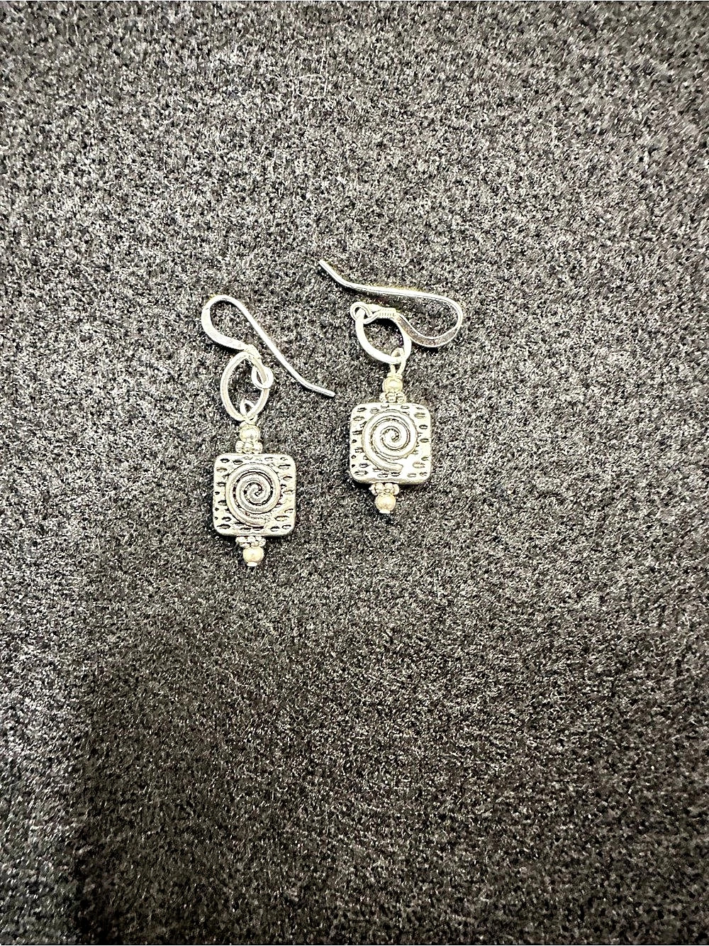 Silver-Tone Dangle Earrings Like New